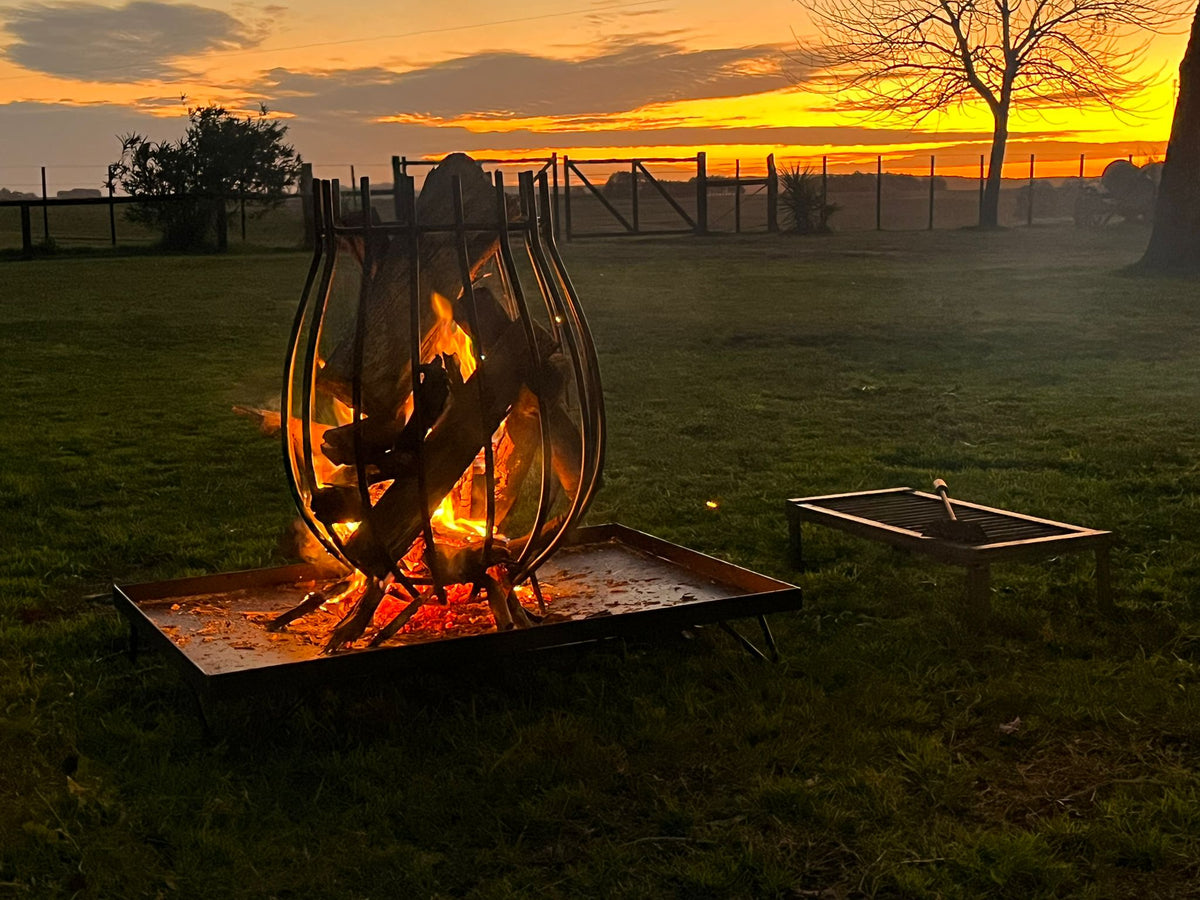 Quemador Copa Chico con parrilla puesta, listo para cocinar
